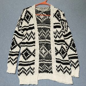 Trucloth black white Aztec knit cardigan sweater. Size XS